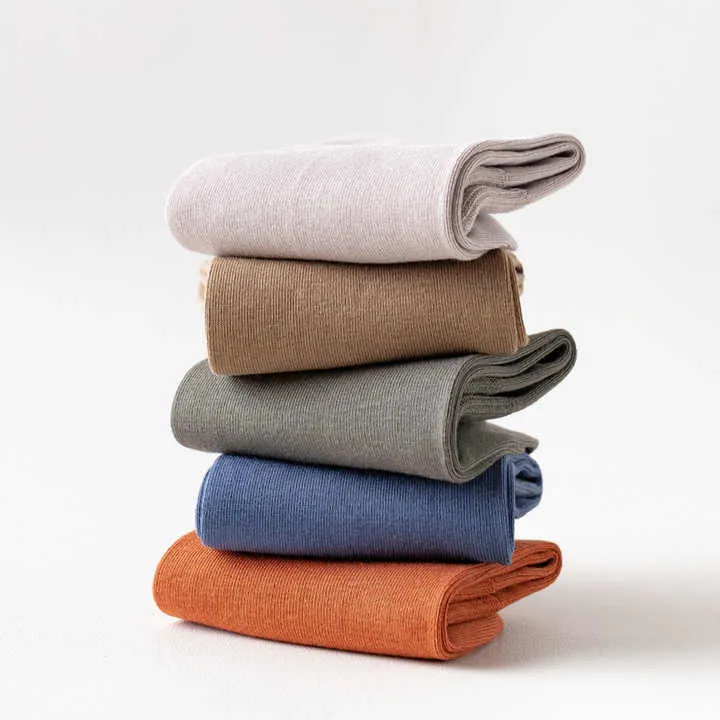 تخفيضات كبيرة على جوارب خيزران ملونة عالية . Big Sale High Quality Colorful Bamboo Socks for Men