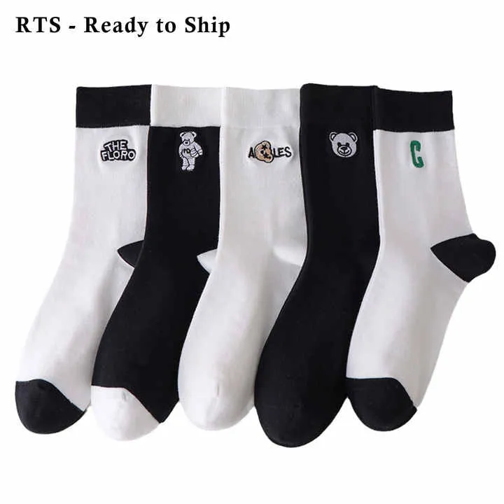 مريحة وجيدة التهوية مخصصة للمرأة الأبيض  . ر . Comfortable and breathable custom women's white and